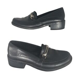 Clarks‎ Black Leather Loafer Shoes Women Size 6M Slip On Moc Toe Buckle Accent
